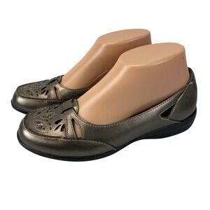 Clarks Bendables Women's Size 6M Metallic Leather Cutout Ballet Flats Shoes